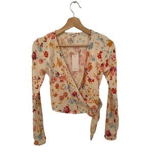 Antistar Size Small Floral Top NWT Women Floral V-Neckline Crop Colorful Cropped